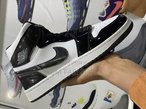 Jordan 1 High Black X White Size 40-43