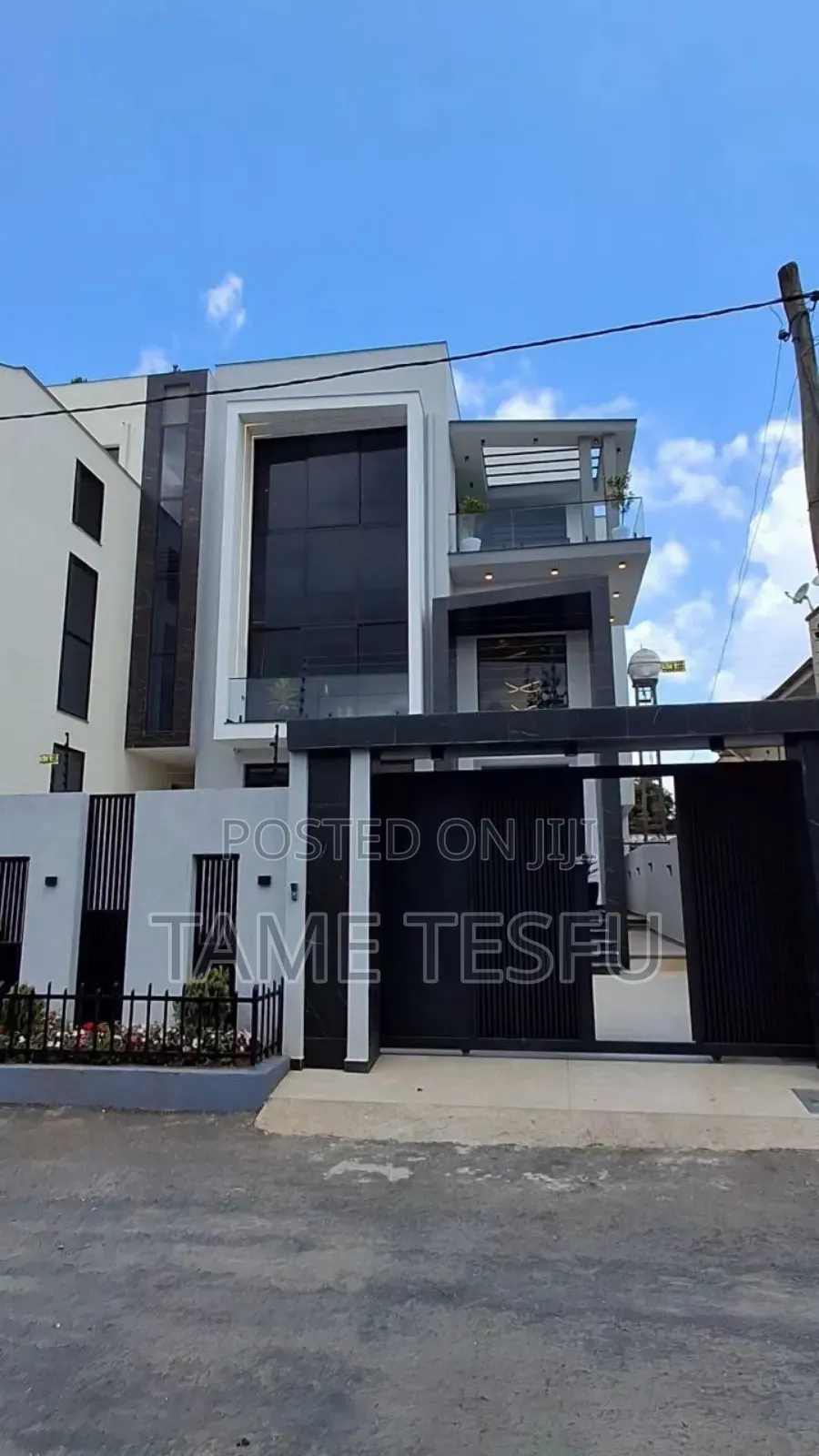 Furnished 8bdrm House in ሀያት, Bole for sale