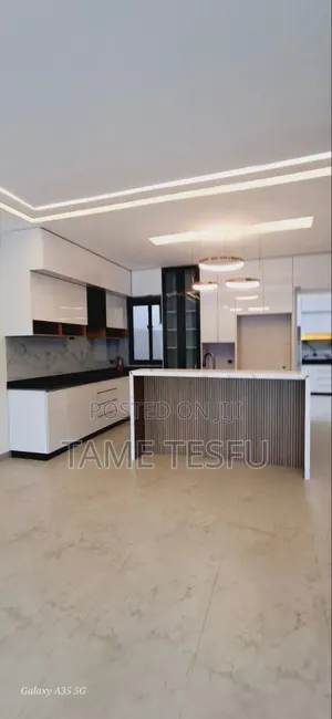 Furnished 8bdrm House in ሀያት, Bole for sale