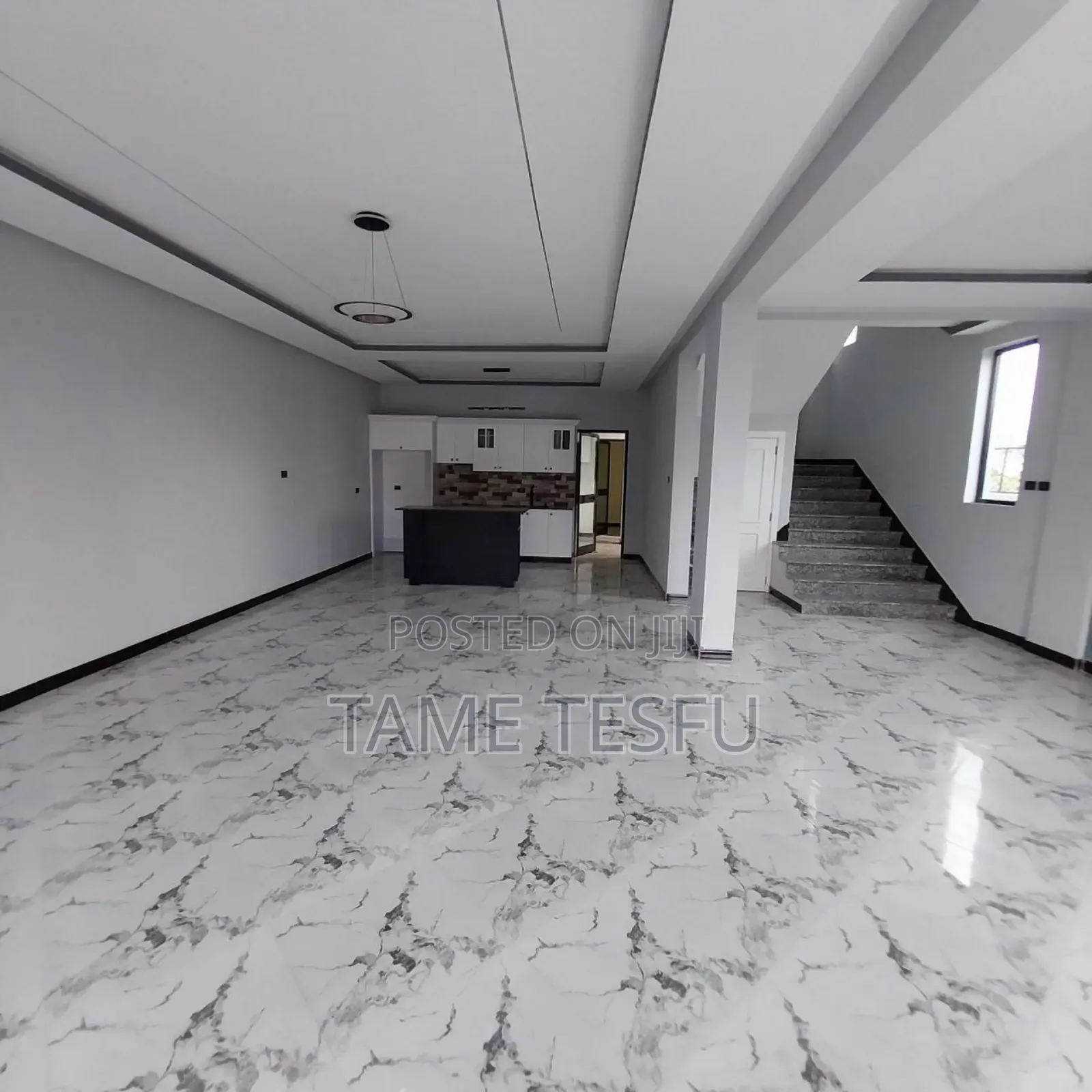 Furnished 8bdrm House in ሀያት ዞን, Bole for sale