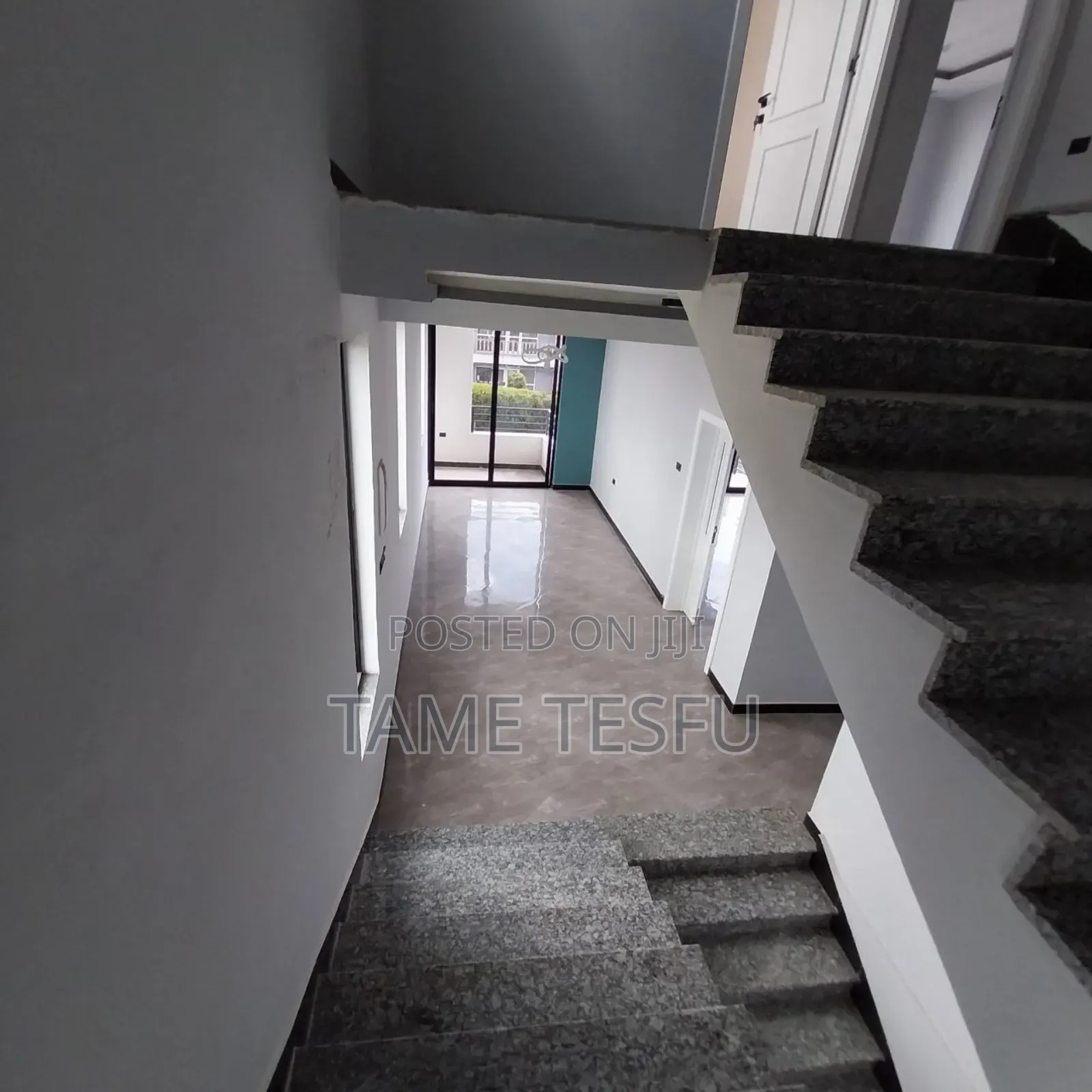Furnished 8bdrm House in ሀያት ዞን, Bole for sale
