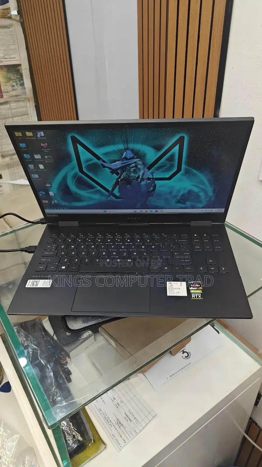 New Laptop HP Omen 15 16GB AMD Ryzen 7 SSD 512GB