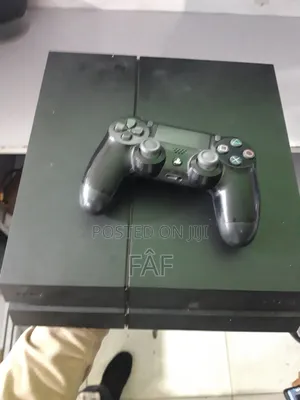 Photo - Ps4 Fat Jailbreak እንገዛለን