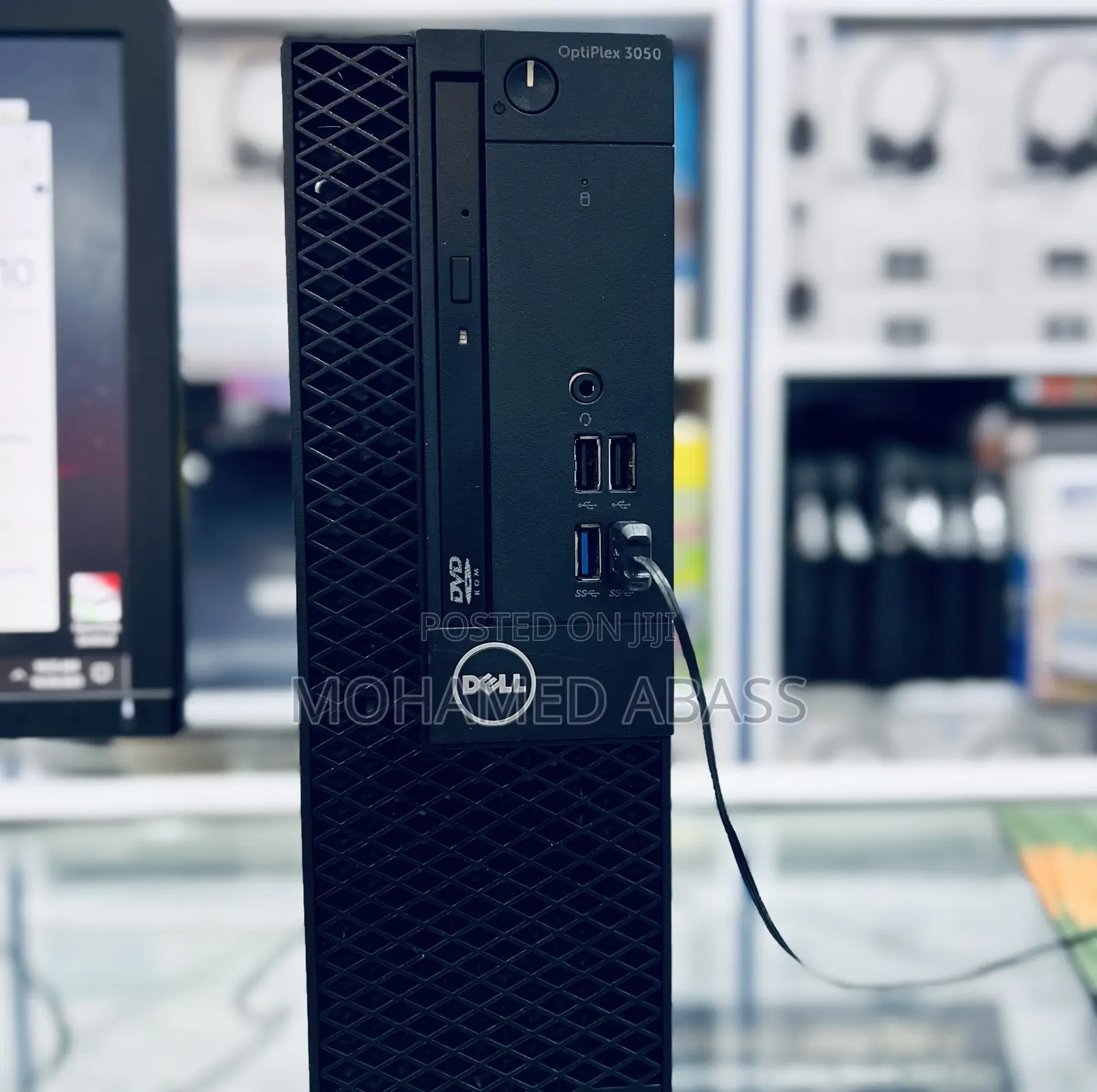 Desktop Computer Dell OptiPlex 3050 4GB Intel Core i5 HDD 500GB