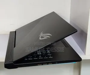 New Laptop Asus ROG Strix G15 16GB Intel Core I7 SSD 1T