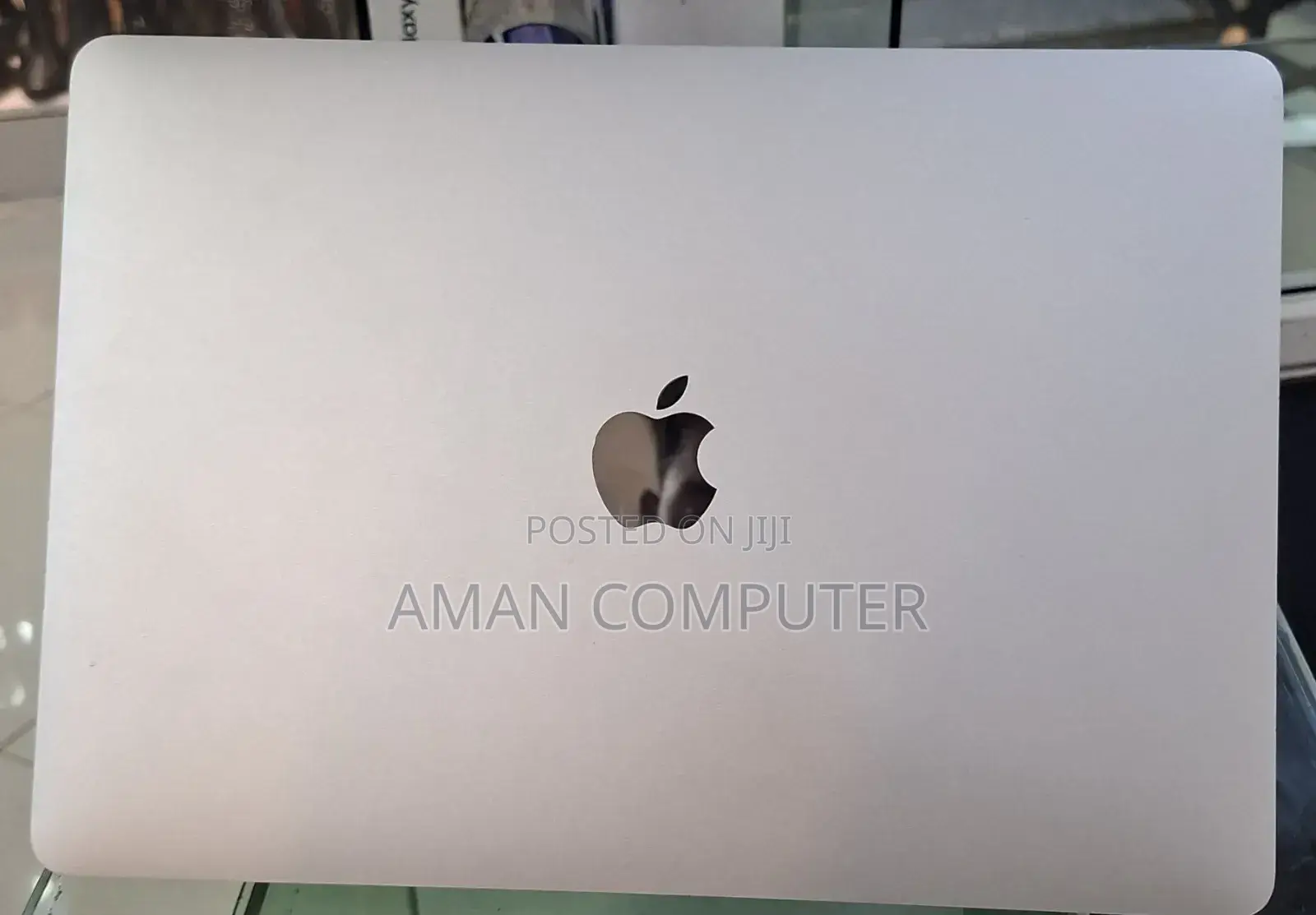 New Laptop Apple MacBook Pro Max 2023 M2 14-Inch 8GB Apple M2 SSD 512GB