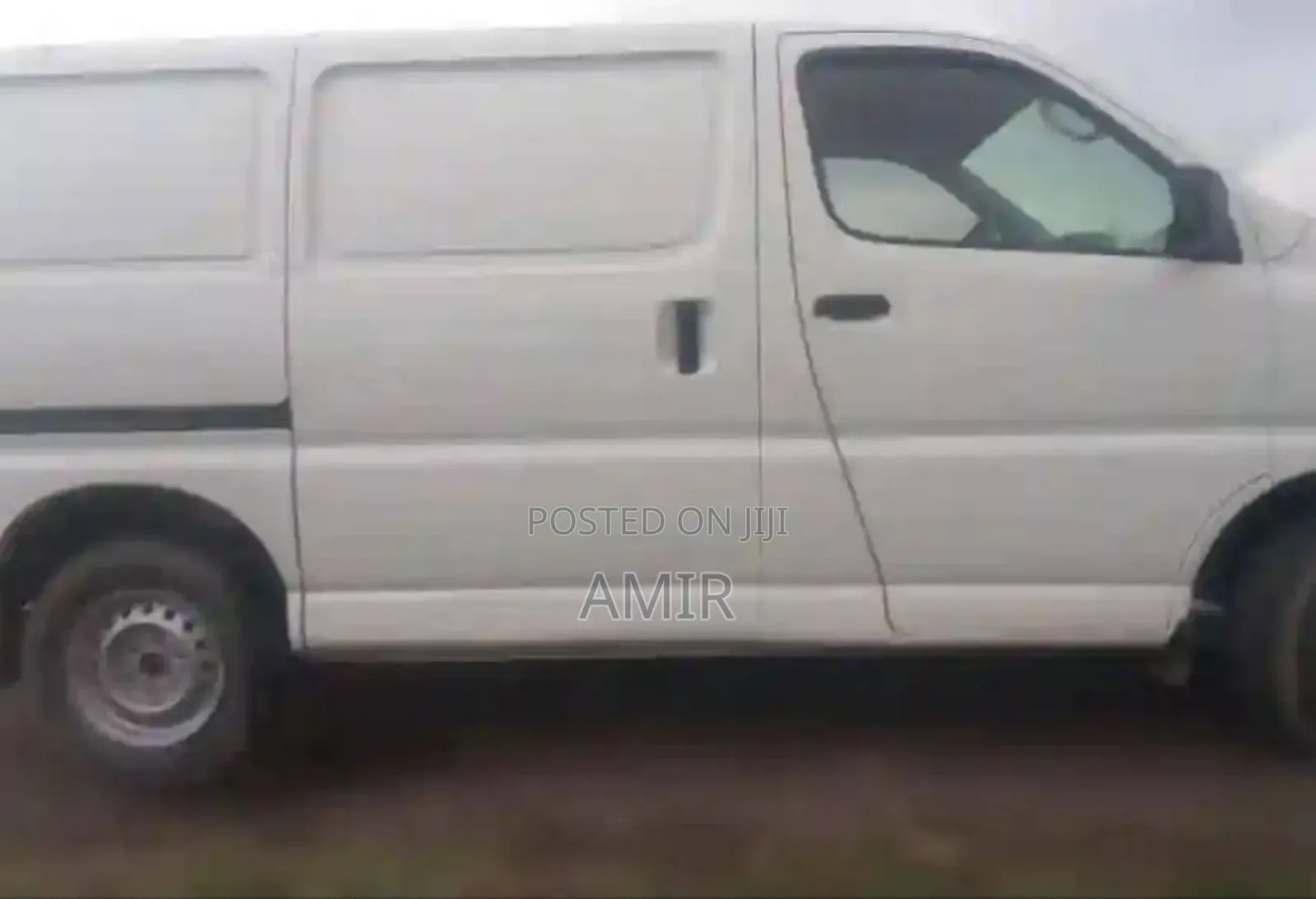 Toyota HiAce 2008 White