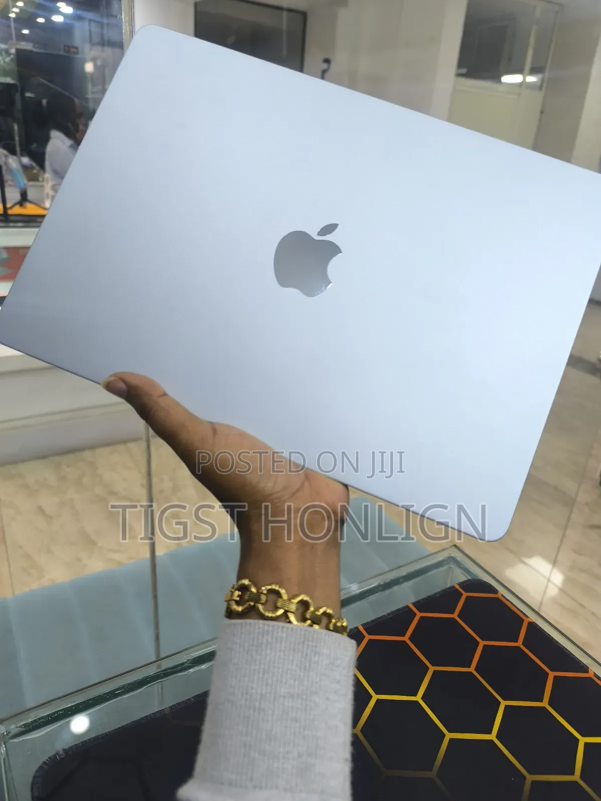 New Laptop Apple MacBook Air 16GB Apple M4 SSD 256GB