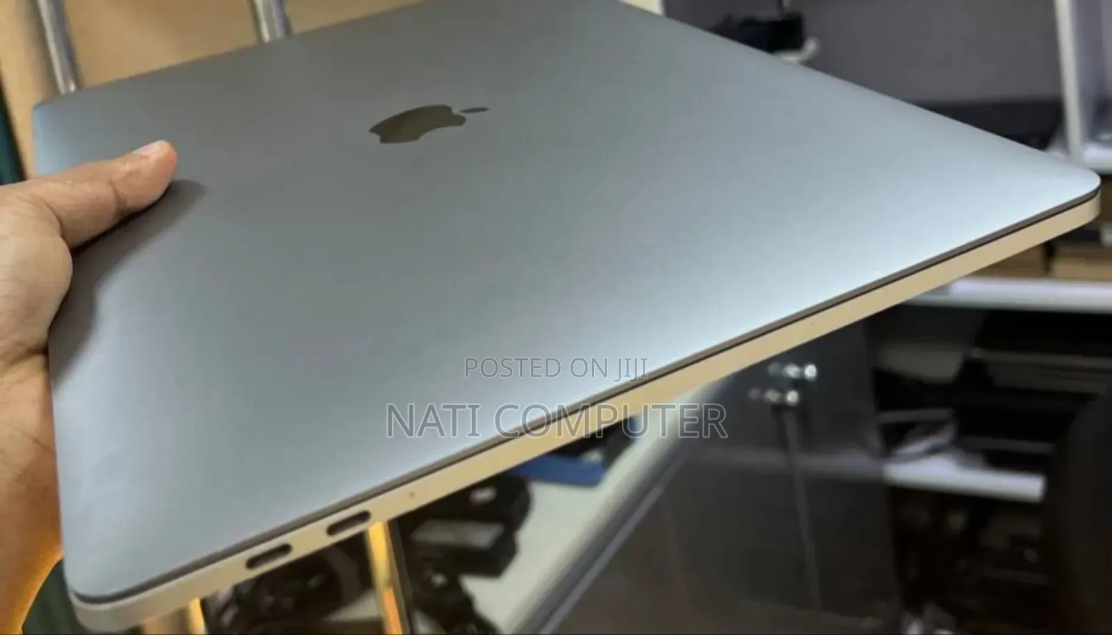 New Laptop Apple MacBook Pro 2019 32GB Intel Core I9 SSD 512GB