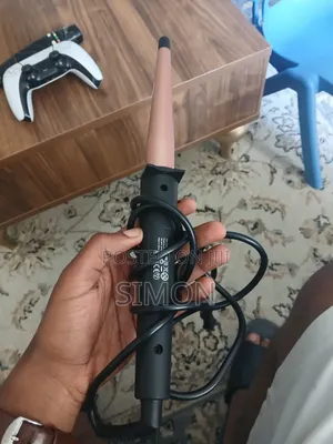 Photo - Jeaton Hair Curler