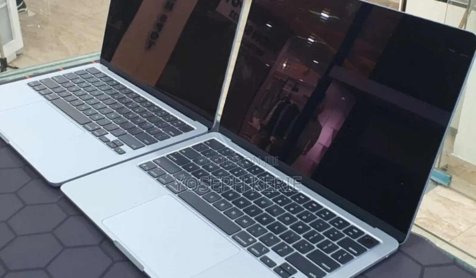 New Laptop Apple MacBook Air 2025 M4 13-Inch 16GB Apple M4 SSD 256GB