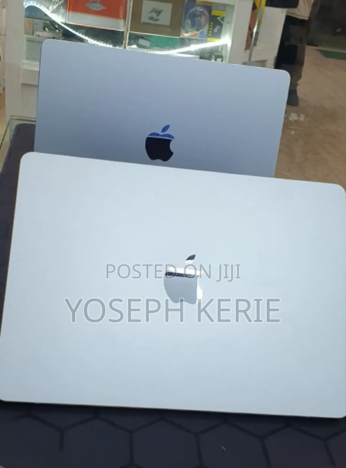 New Laptop Apple MacBook Air 2025 M4 13-Inch 16GB Apple M4 SSD 256GB