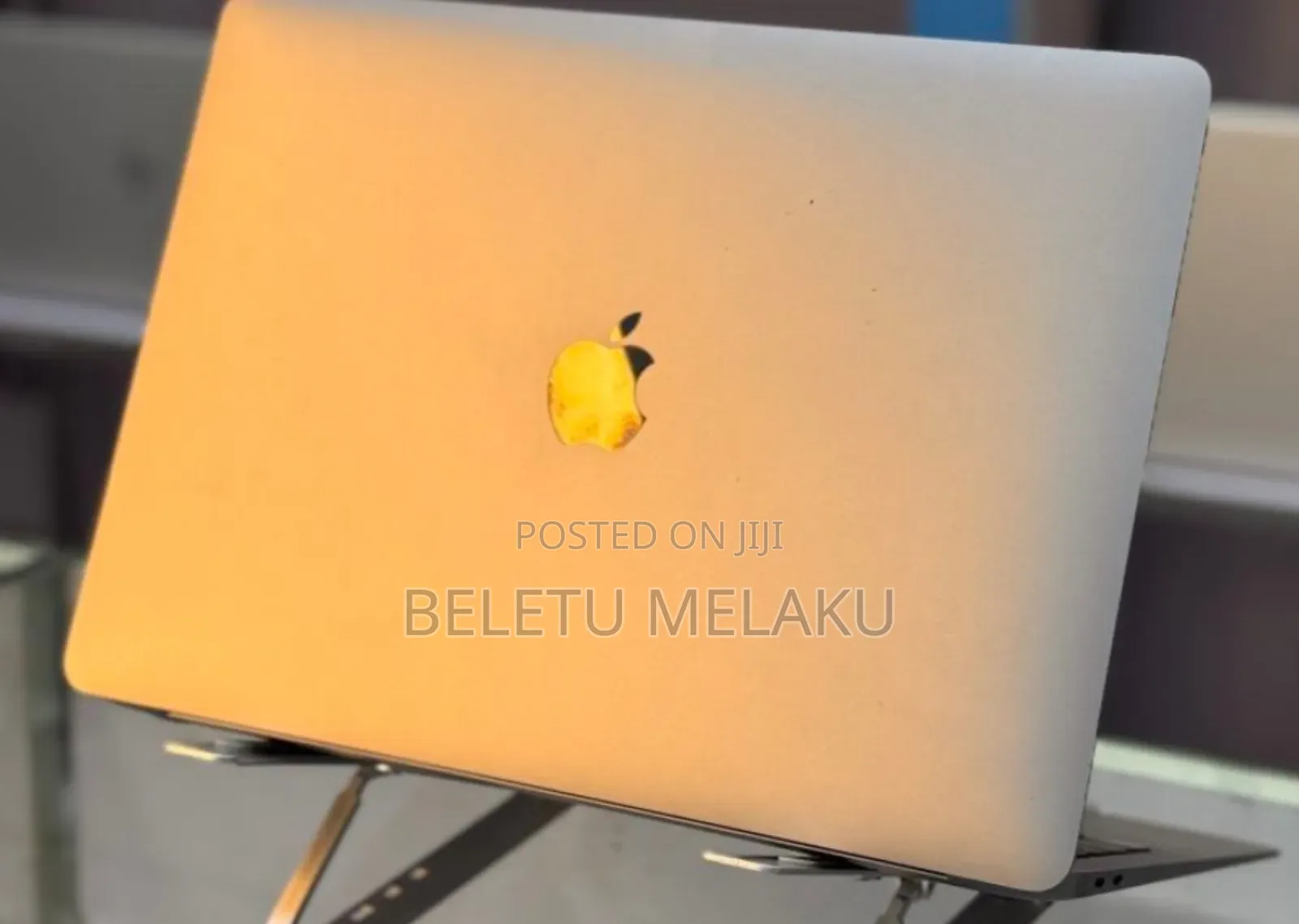 New Laptop Apple MacBook Air 2020 M1 16GB Apple M1 SSD 256GB