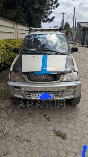 Photo - Daihatsu Terios 2005 White