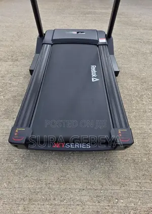 Reebok Jet 100 ቤቶ ስፖርት የሚሰሩበት