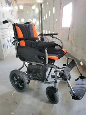 Photo - Elecric Wheelchair胳岦with Seat Belt糰0super Light Weight and Portable