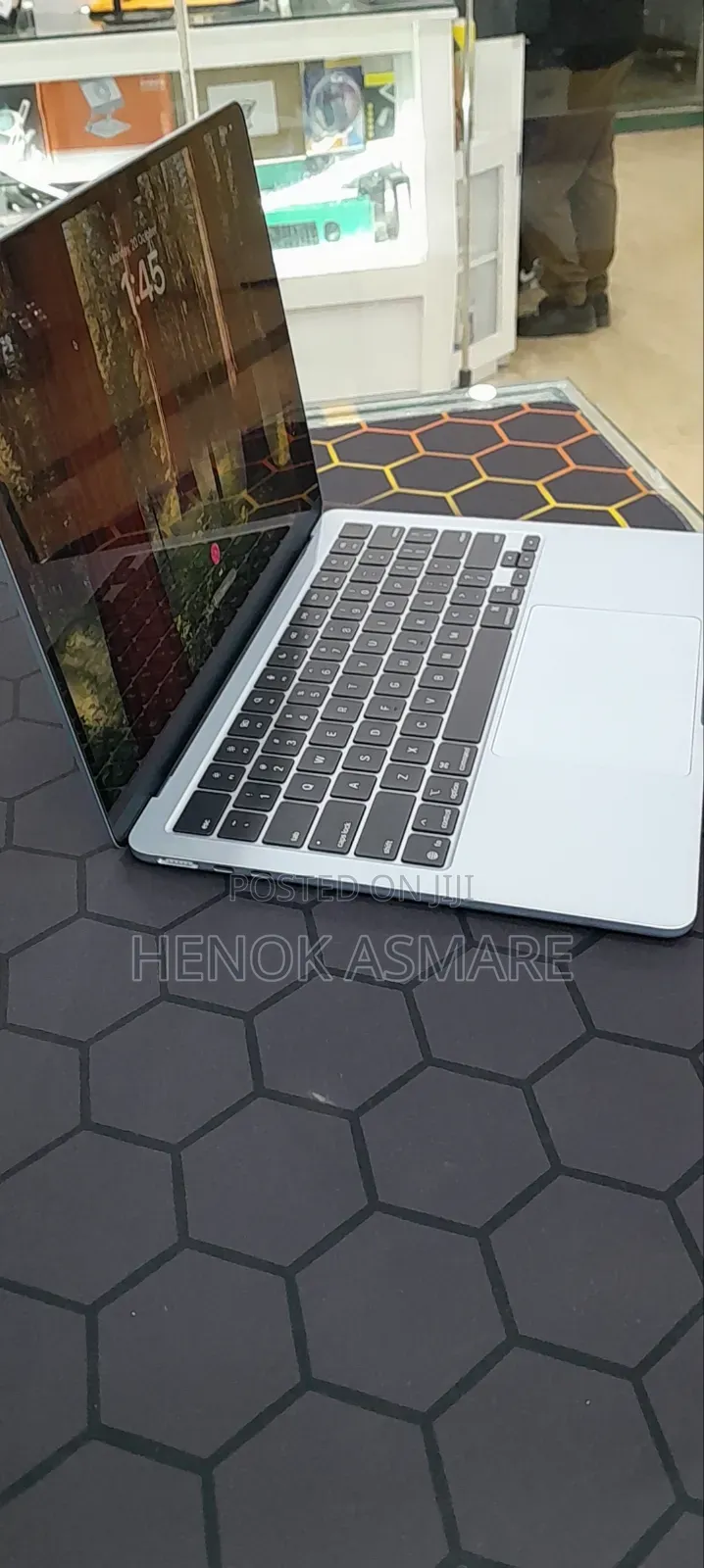 New Laptop Apple MacBook Air 16GB Apple M4 SSD 256GB