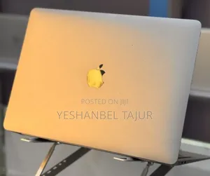 New Laptop Apple MacBook Air 16GB Apple M1 SSD 256GB