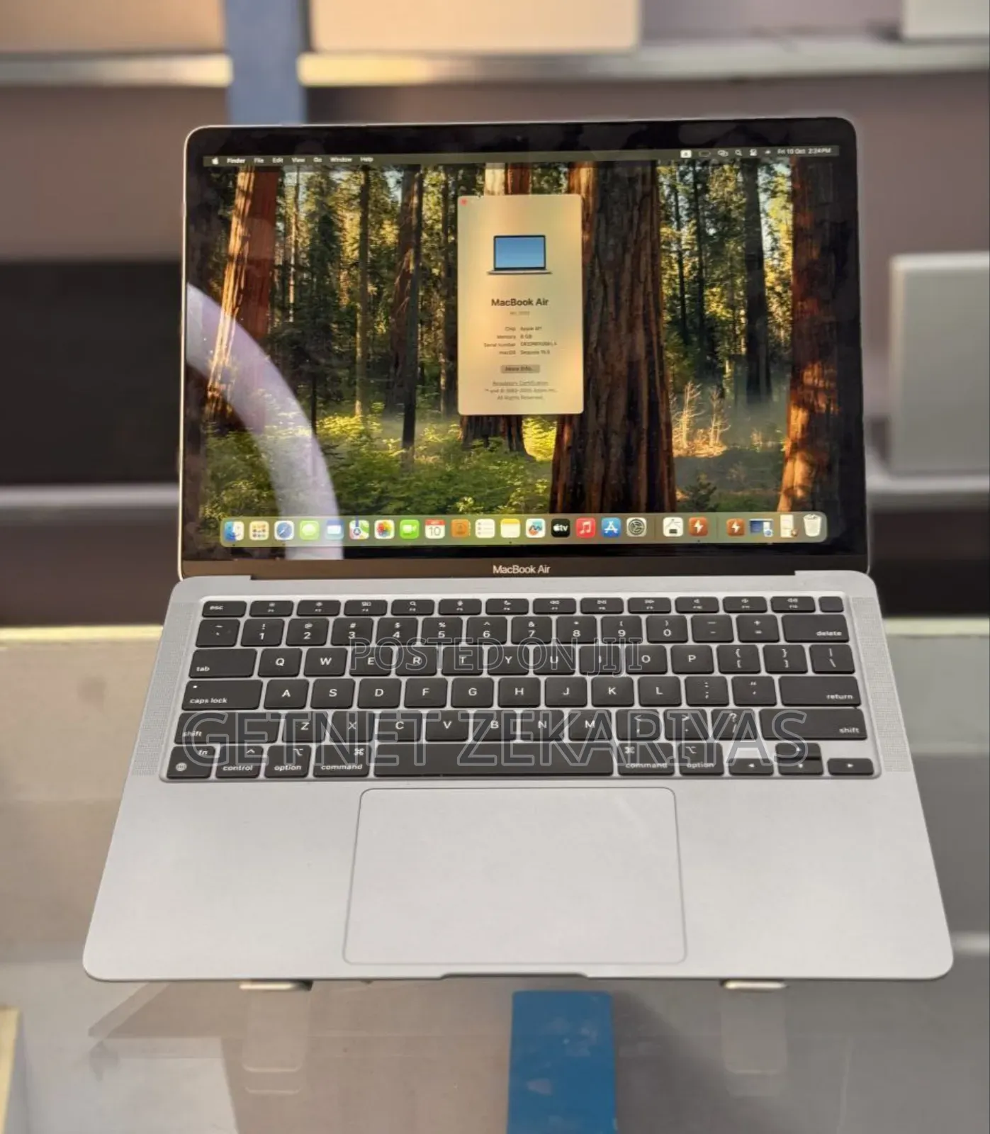 New Laptop Apple MacBook Air 2020 M1 16GB Apple M1 SSD 256GB