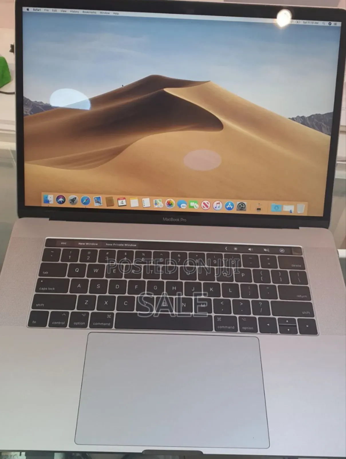 New Laptop Apple MacBook Pro 2017 16GB Intel Core I7 SSD 256GB