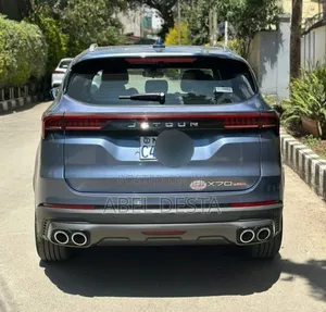 Jetour X70 2023 Silver