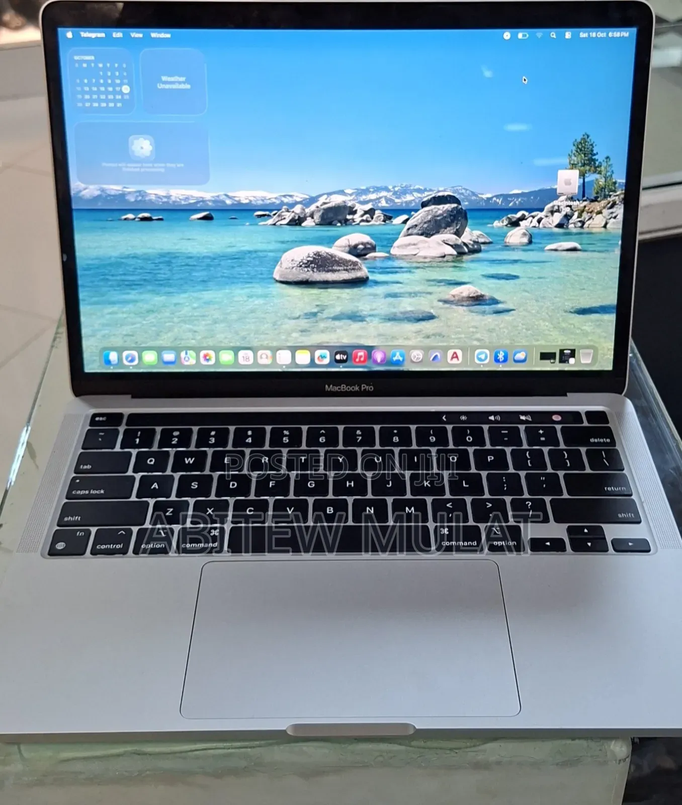 New Laptop Apple MacBook Pro 2022 M2 8GB Apple M2 SSD 512GB