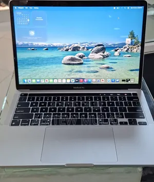 New Laptop Apple MacBook Pro 2022 M2 8GB Apple M2 SSD 512GB