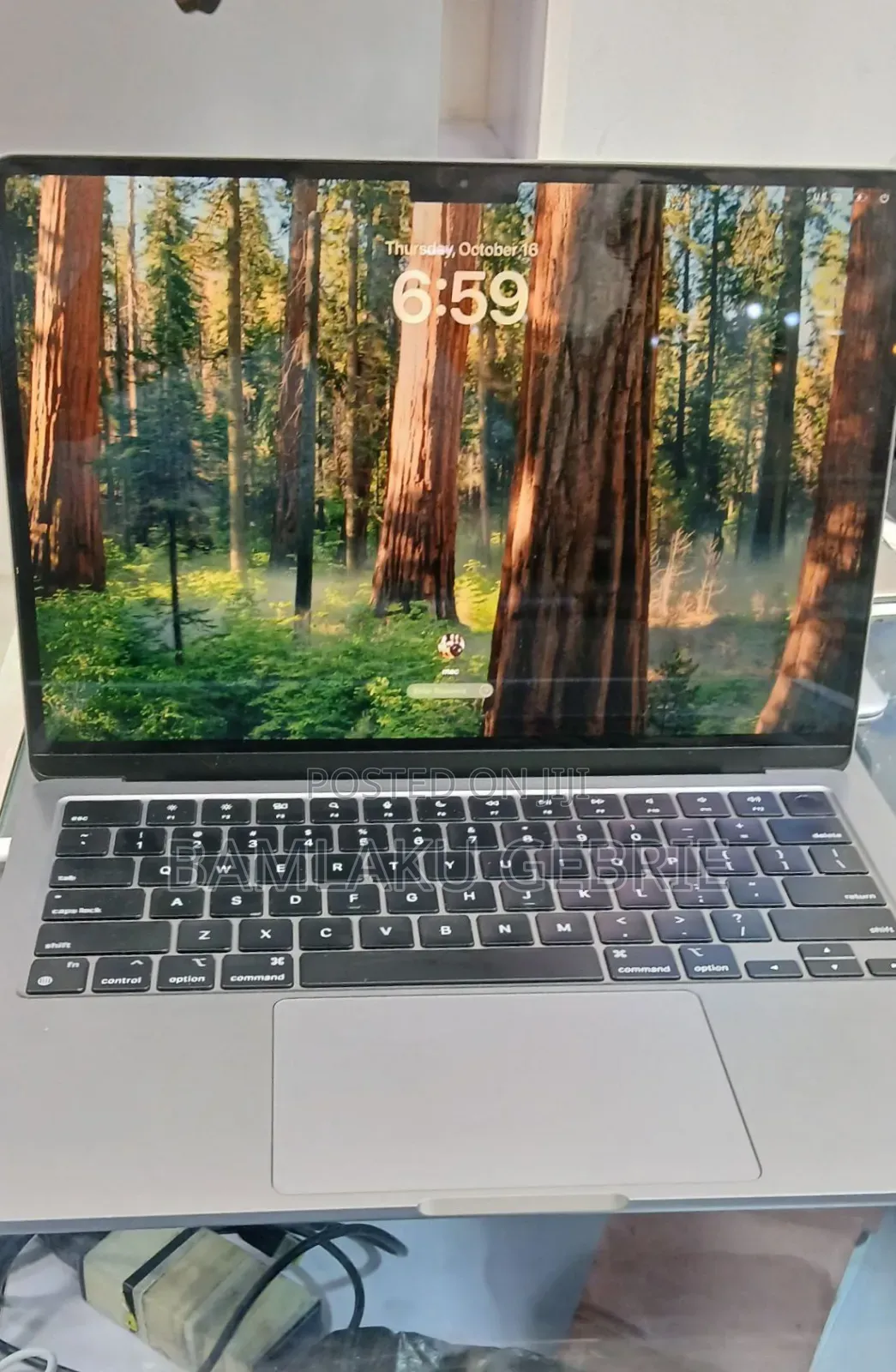 New Laptop Apple MacBook Air 2022 M2 8GB Apple M2 SSD 256GB