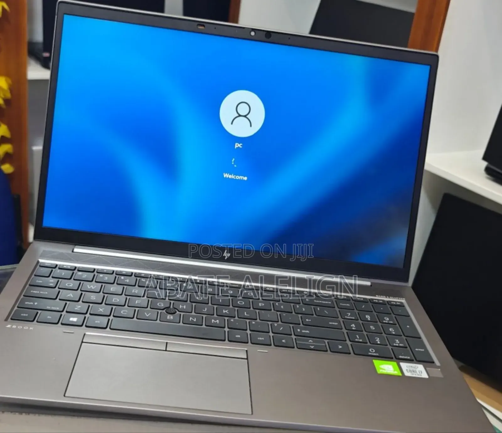 New Laptop HP ZBook Fury 17 G7 32GB Intel Core I7 SSD 1T