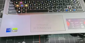 New Laptop MSI Vector GP68 HX 13V 16GB Intel Core I9 SSD 1T