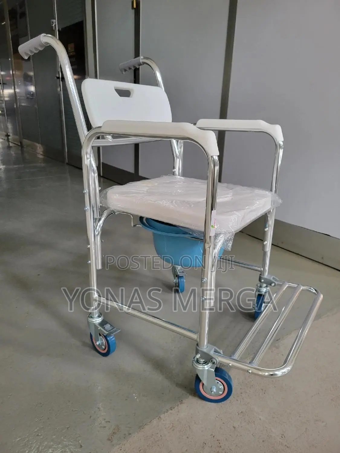 Toilet Chair并術bucket Can Be Easily Removed for Cleaning画፹commode Chair