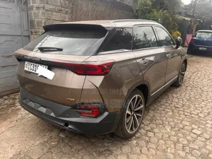 Bestune T77 1.2 FWD 2021 Brown