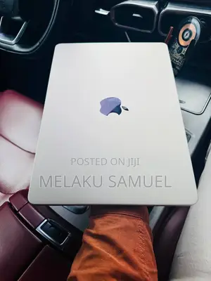 Photo - Macbook Air M4