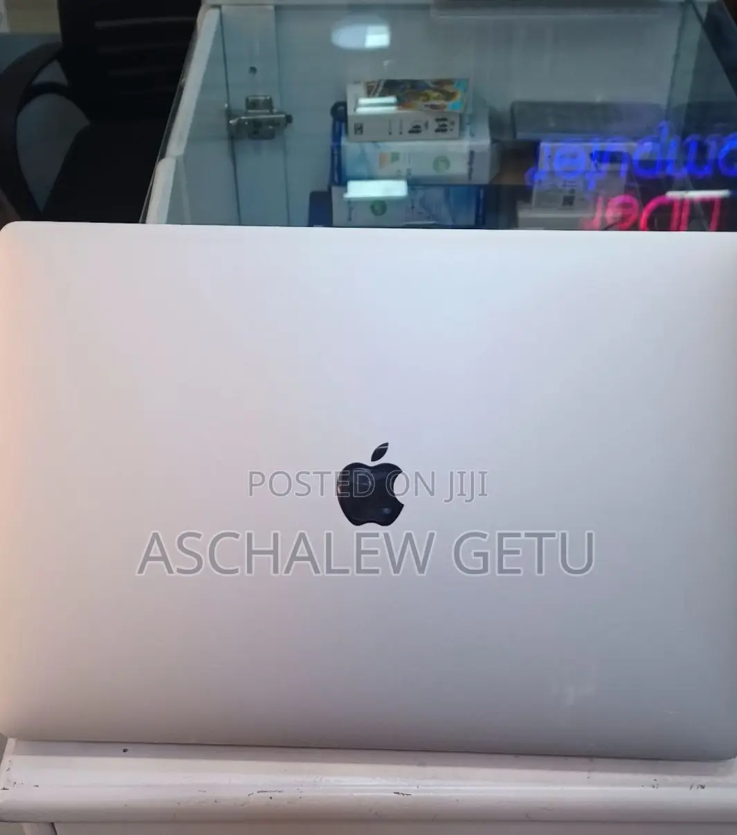 New Laptop Apple MacBook Pro 2019 16GB Intel Core I9 SSD 1T