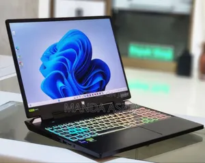 New Laptop Acer Predator Helios 300 16GB Intel Core i9 SSD 1T