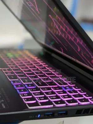 New Laptop Acer Predator Helios 300 16GB Intel Core I9 SSD 1T