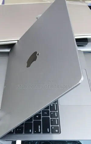 New Laptop Apple MacBook Air 2022 M2 8GB Apple M2 SSD 256GB