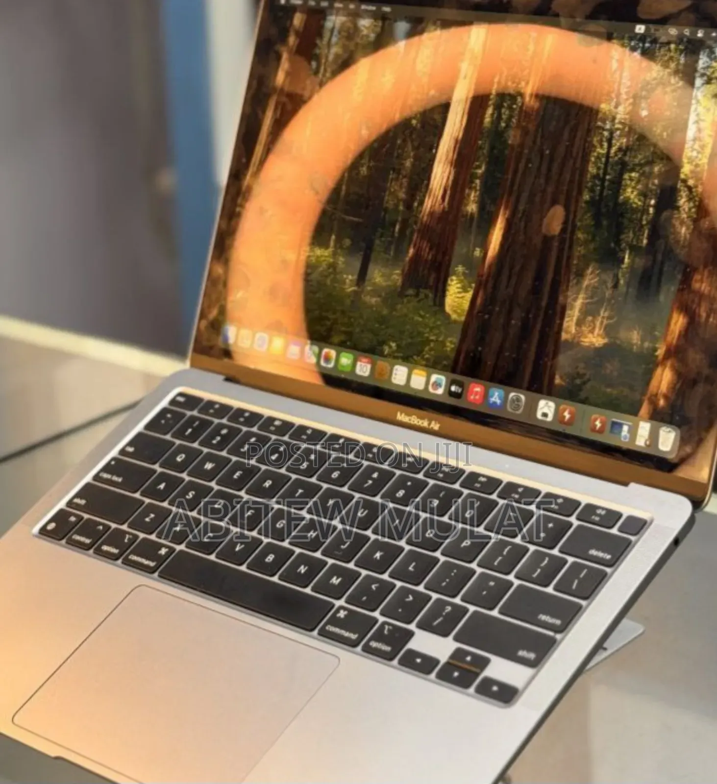 New Laptop Apple MacBook Air 2020 M1 16GB Apple M1 SSD 256GB