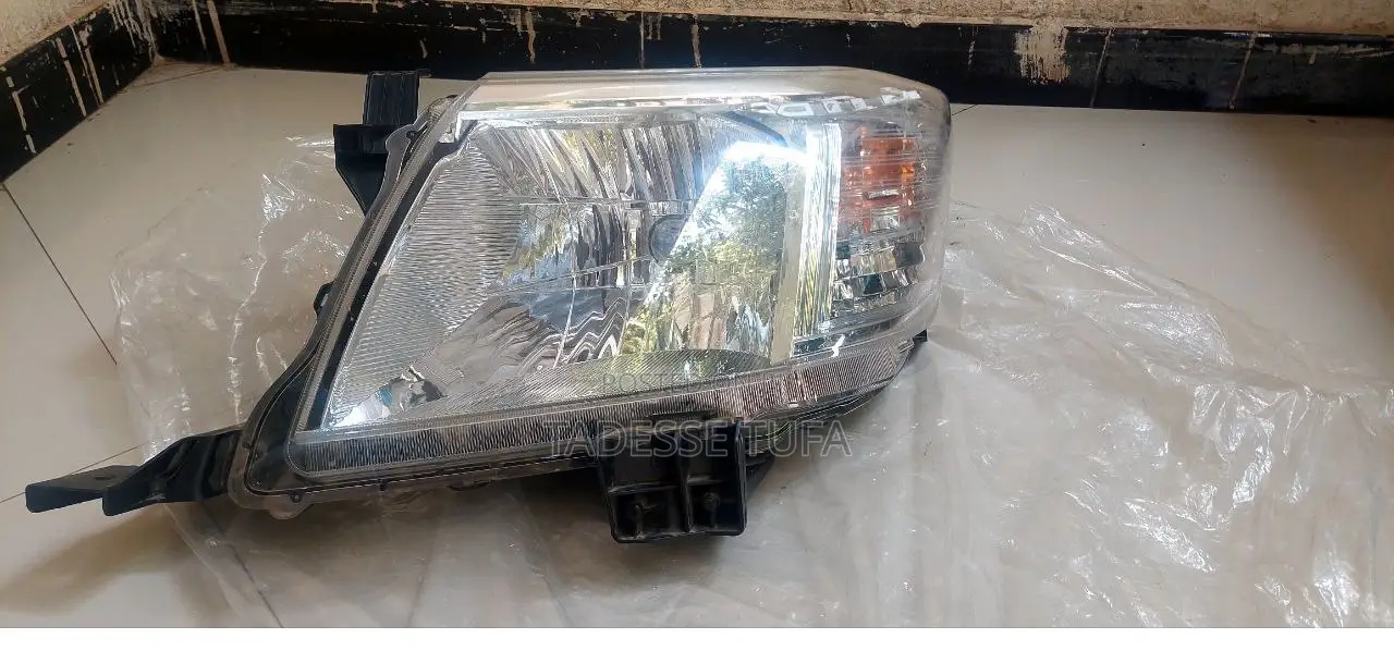 Hilux Headlight