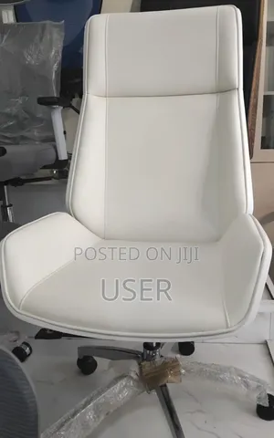 Photo - New Leather Managerial Chair