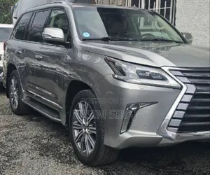 Lexus LX 570 (5 seats) AWD 2016 Blue