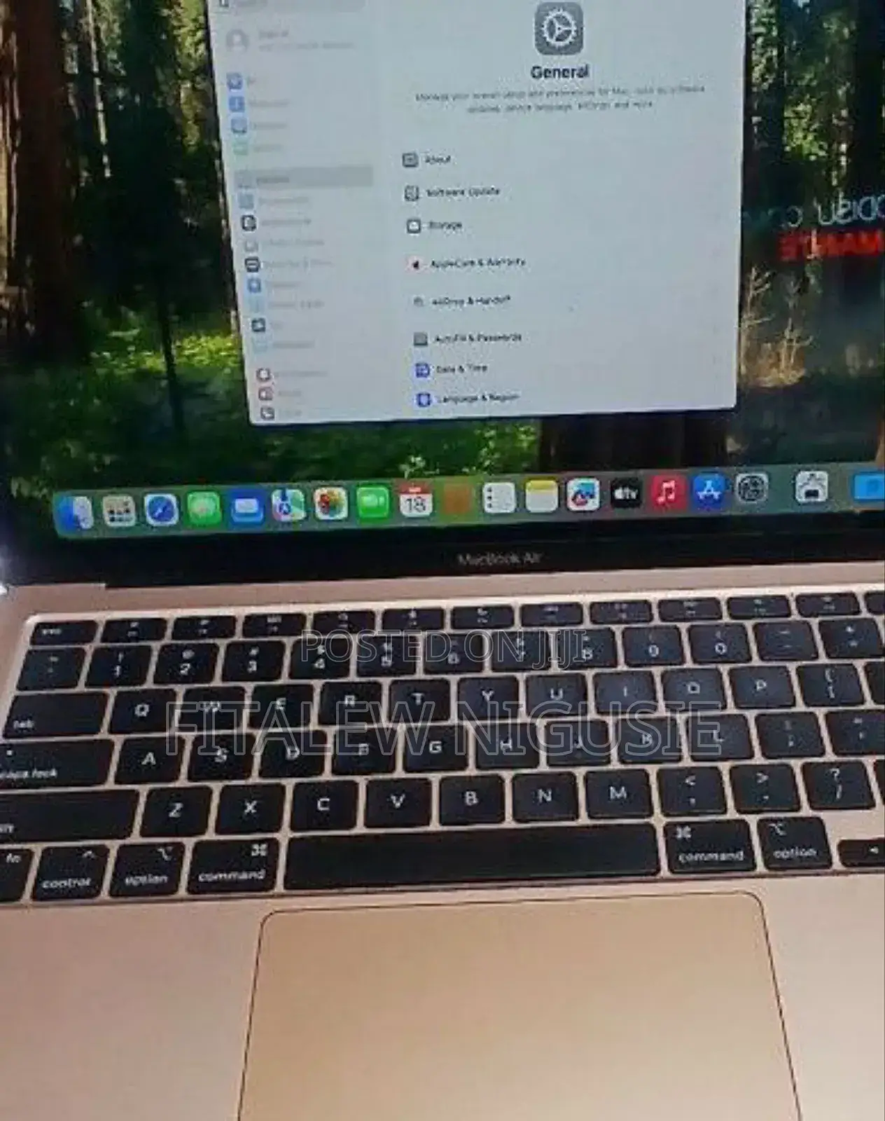 New Laptop Apple MacBook Air 2020 M1 8GB Apple M1 SSD 256GB