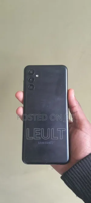 Photo - Samsung Galaxy A13 (SM-A137) 64 GB Black