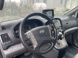 Hyundai Starex 2012 Silver