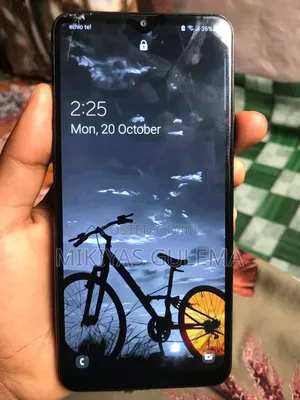 Photo - Samsung Galaxy A20s 32 GB Black