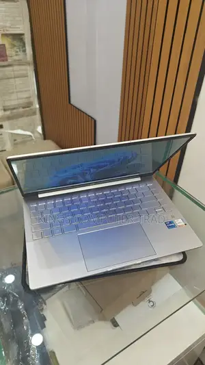 New Laptop HP Pavilion 14 16GB Intel Core I7 SSD 512GB