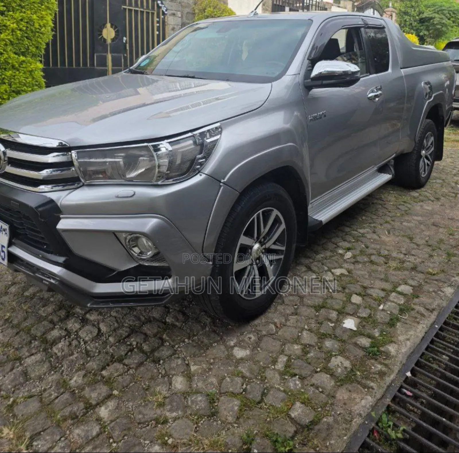 Toyota Hilux 2019 Silver