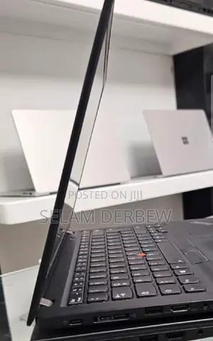 Photo - New Laptop Lenovo ThinkPad T495s 16GB AMD Ryzen 7 SSD 512GB