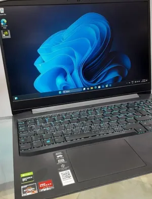 Photo - New Laptop Lenovo Ideapad 3 16GB AMD Ryzen 5 SSD 256GB