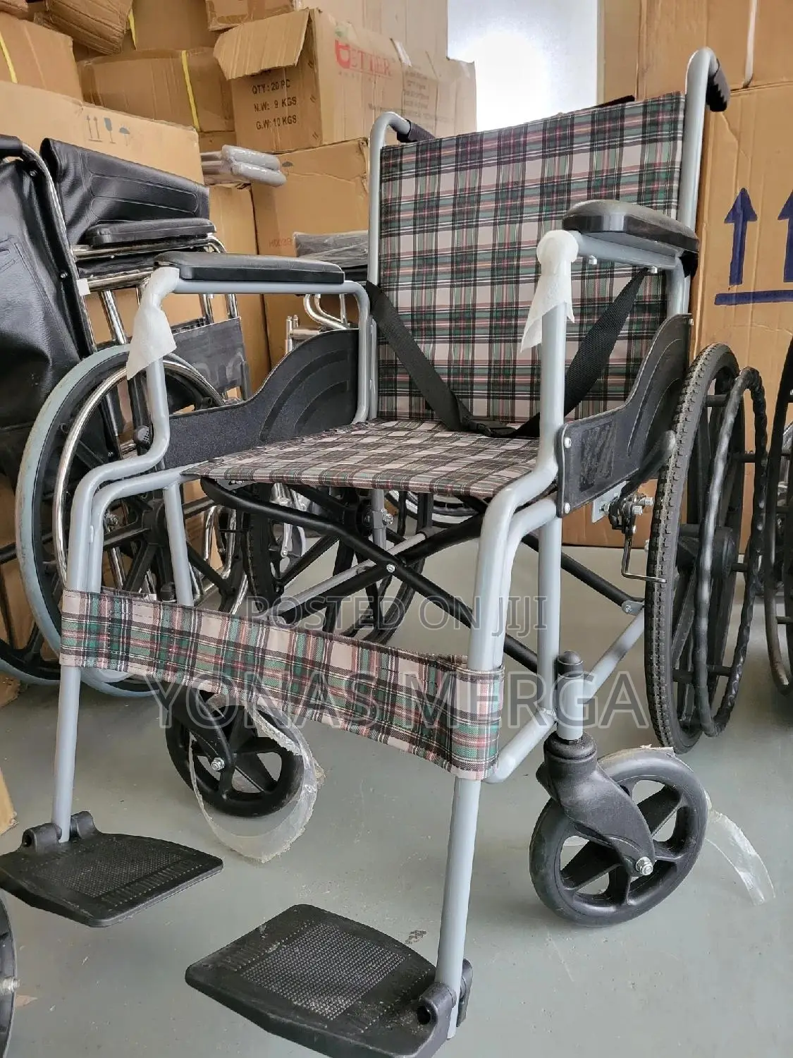 Wheelchair,Lightweight Aluminum, Simple Type,Includes Assistance Brake